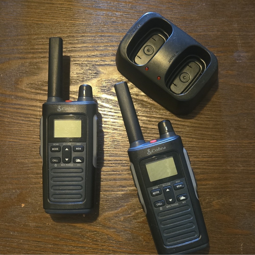Cobra RX680 Two-Way Radios Walkie Talkies Set of 2 Dual Charging Dock Black Gray
